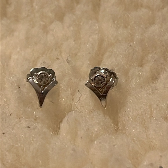 Silver Rhinestone Pierce Earrings - Picture 5 of 16